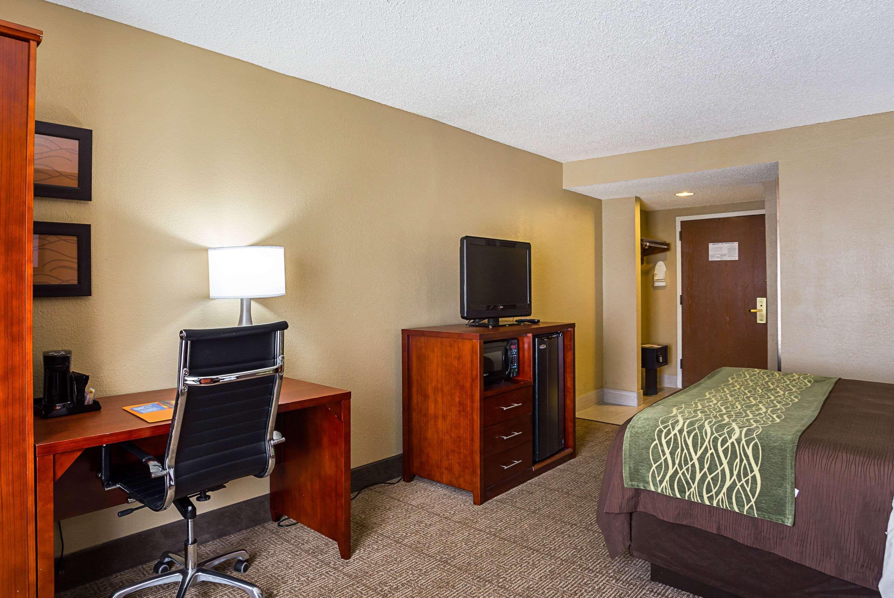 Comfort Inn University Area Baton Rouge Exterior photo